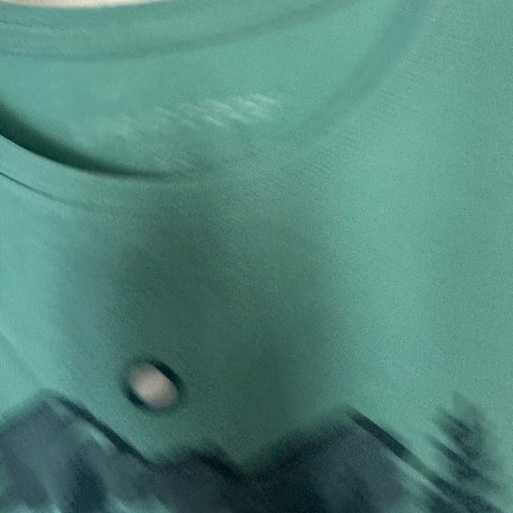 Life Is Good Teal Mountain 'Simplify' Short Sleeve women Tee - Picture 2 of 5